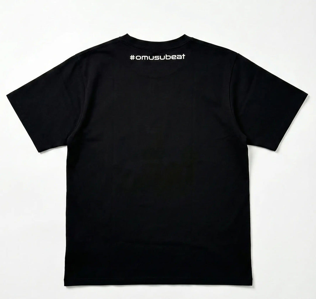 オムスビートグラフィックプリントTシャツ - Debut Limited Edition -